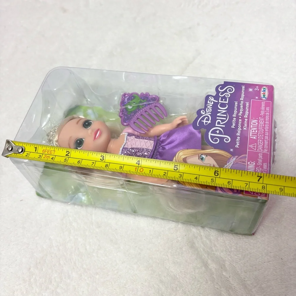 Disney Princess Petite Rapunzel Doll Toy / New‎ with Box